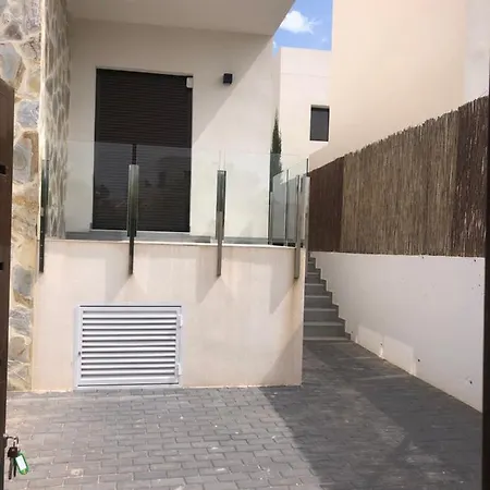 Apartment Fausto Orihuela